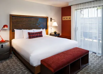 Chaminade Resort & Spa hotel thumbnail 8