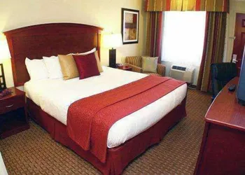 Quality Inn & Suites, Santa Cruz Mountains hotel thumbnail 5