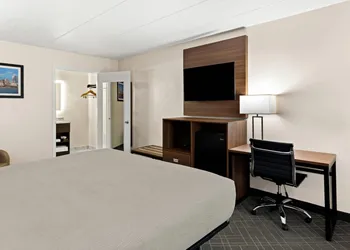 Quality Inn Mason Near Kings Island hotel thumbnail 7