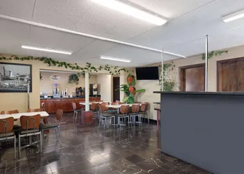 Super 8 by Wyndham Fort Mitchell Cincinnati Area hotel thumbnail 3