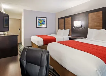 SureStay Hotel by Best Western Florence hotel thumbnail 3
