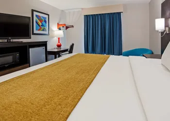 SureStay Hotel by Best Western Florence hotel thumbnail 6