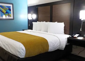 SureStay Hotel by Best Western Florence hotel thumbnail 7
