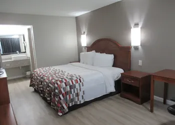Red Roof Inn Walton - Richwood hotel thumbnail 8