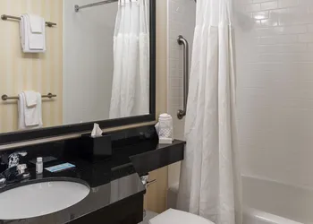 Chester Inn & Suites hotel thumbnail 7