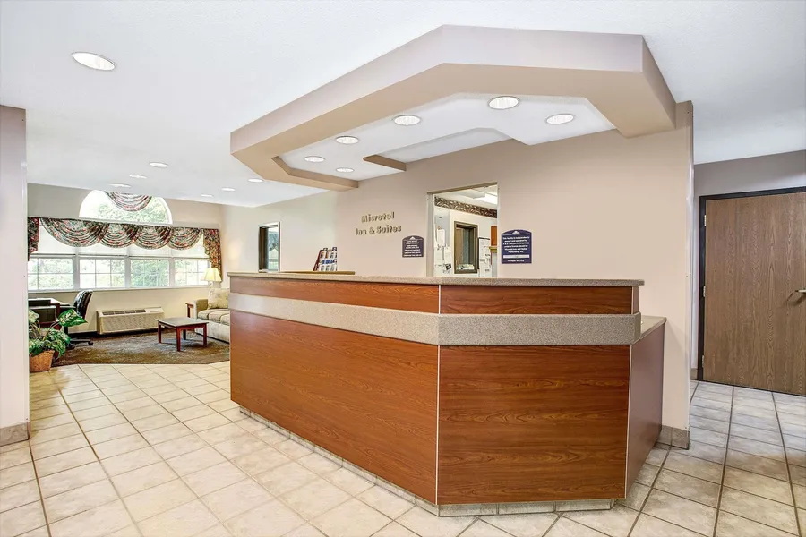 Microtel Inn & Suites by Wyndham Mason/Kings Island hotel detail image 2