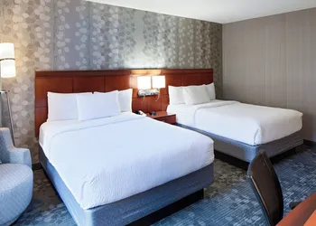 Courtyard by Marriott Cincinnati Blue Ash hotel thumbnail 6