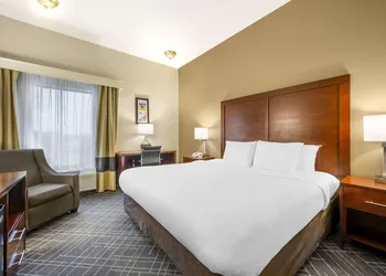 Spark by Hilton Cincinnati Airport South hotel thumbnail 4