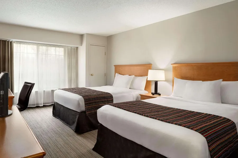 Country Inn & Suites by Radisson, Columbus Airport, OH hotel detail image 6