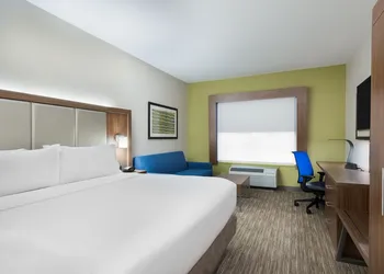 Holiday Inn Express & Suites Columbus Airport East by IHG hotel thumbnail 7