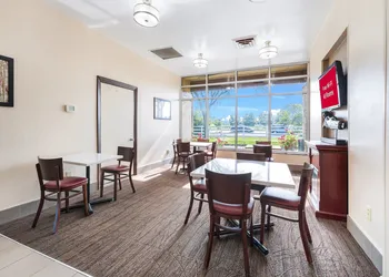 Red Roof Inn Columbus - Grove City hotel thumbnail 2