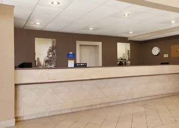 Days Inn by Wyndham Columbus Airport hotel thumbnail 3