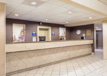 Days Inn by Wyndham Columbus Airport hotel thumbnail 4