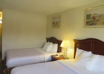 Days Inn by Wyndham Columbus Airport hotel thumbnail 7