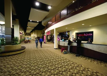 Canad Inns Destination Center Grand Forks hotel thumbnail 6