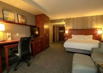 The Columbus Hilliard Hotel hotel thumbnail 2