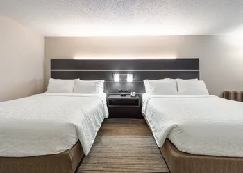 Holiday Inn Express Columbus Downtown by IHG hotel thumbnail 3