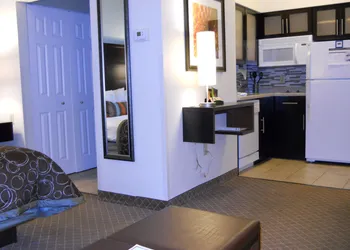 Staybridge Suites Columbus-Airport by IHG hotel thumbnail 4