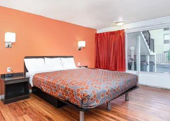 Relax Inn by OYO Columbus OH I 70 hotel thumbnail 8