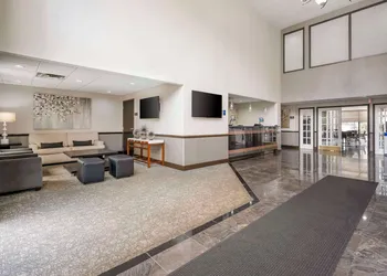 Best Western Suites hotel thumbnail 3