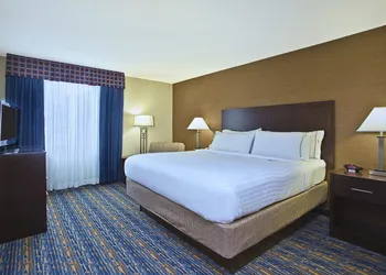 Holiday Inn Express Hotel & Suites Pittsburgh West Mifflin by IHG hotel thumbnail 6