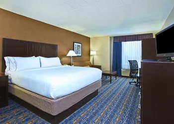 Holiday Inn Express Hotel & Suites Pittsburgh West Mifflin by IHG hotel thumbnail 7