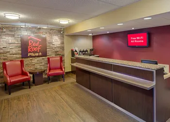 Red Roof Inn PLUS+ Pittsburgh East - Monroeville hotel thumbnail 2