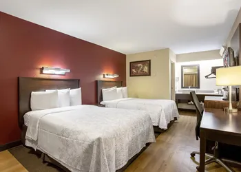 Red Roof Inn PLUS+ Pittsburgh East - Monroeville hotel thumbnail 6
