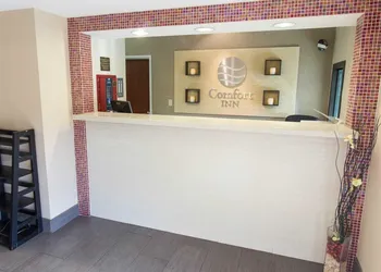 Comfort Inn Pittsburgh Crafton hotel thumbnail 3