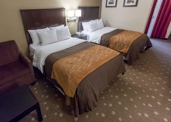 Comfort Inn Pittsburgh Crafton hotel thumbnail 8