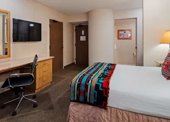 Inn at Santa Fe, SureStay Collection by Best Western hotel thumbnail 6