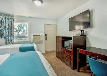 Studio 6 Suites Albany, OR hotel thumbnail 6