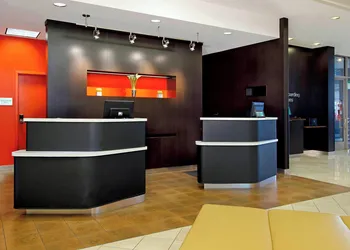 Courtyard by Marriott Oakland Downtown hotel thumbnail 2