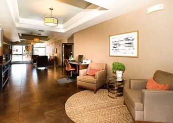 Hawthorn Suites by Wyndham Oakland/Alameda hotel thumbnail 3