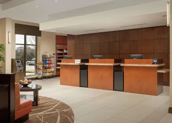 DoubleTree by Hilton Sterling - Dulles Airport hotel thumbnail 3