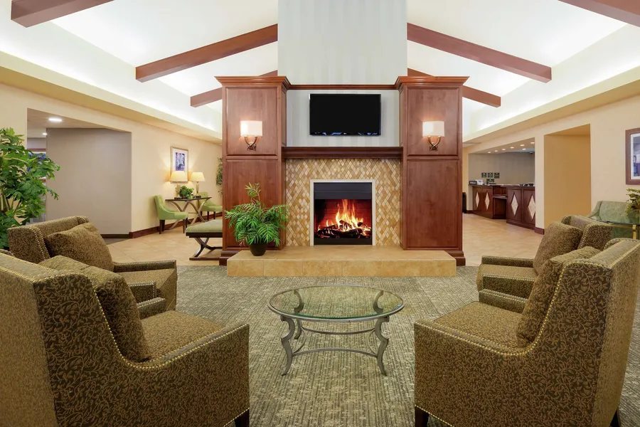 Homewood Suites By Hilton Sacramento Airport - Natomas hotel detail image 2