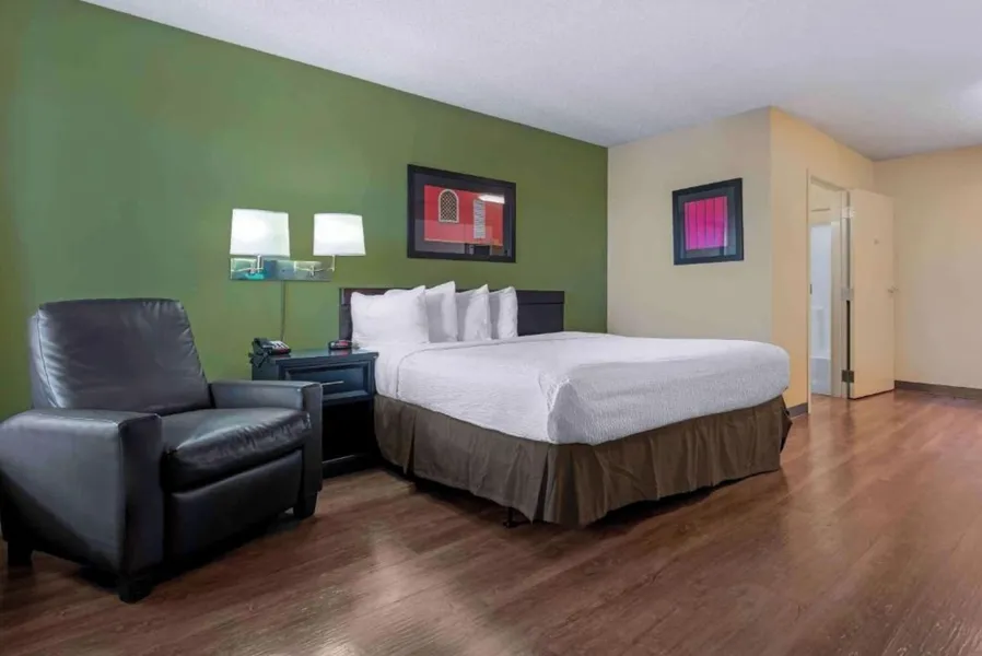 Studio 6 Extended Stay Sacramento Arden Way CA hotel detail image 2