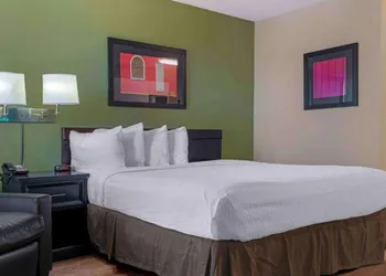 Studio 6 Extended Stay Sacramento Arden Way CA hotel thumbnail 4
