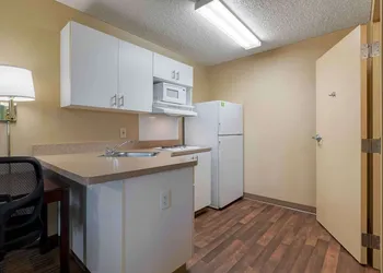 Extended Stay America Suites Sacramento White Rock Rd hotel thumbnail 5