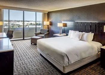 Hilton Sacramento Arden West hotel thumbnail 7