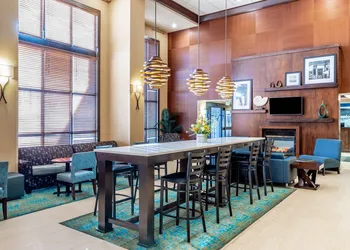 Hampton Inn & Suites Sacramento-Elk Grove Laguna I-5 hotel thumbnail 2