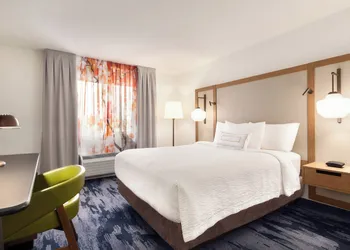 Fairfield Inn By Marriott Vacaville hotel thumbnail 3