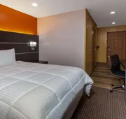 Hotel Vinea, a Travelodge by Wyndham hotel detail image 5