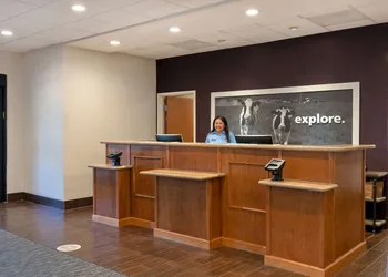 Hampton Inn & Suites Rohnert Park - Sonoma County hotel thumbnail 3
