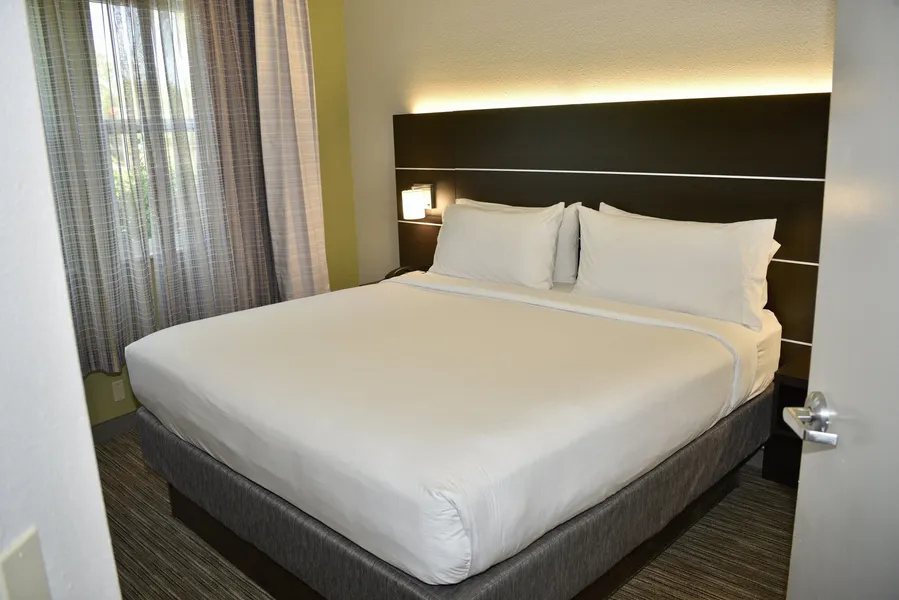 Holiday Inn Express® Windsor Sonoma Wine Country by IHG hotel detail image 2