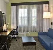 Holiday Inn Express® Windsor Sonoma Wine Country by IHG hotel detail image 3