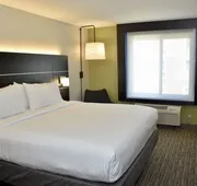 Holiday Inn Express® Windsor Sonoma Wine Country by IHG hotel detail image 5