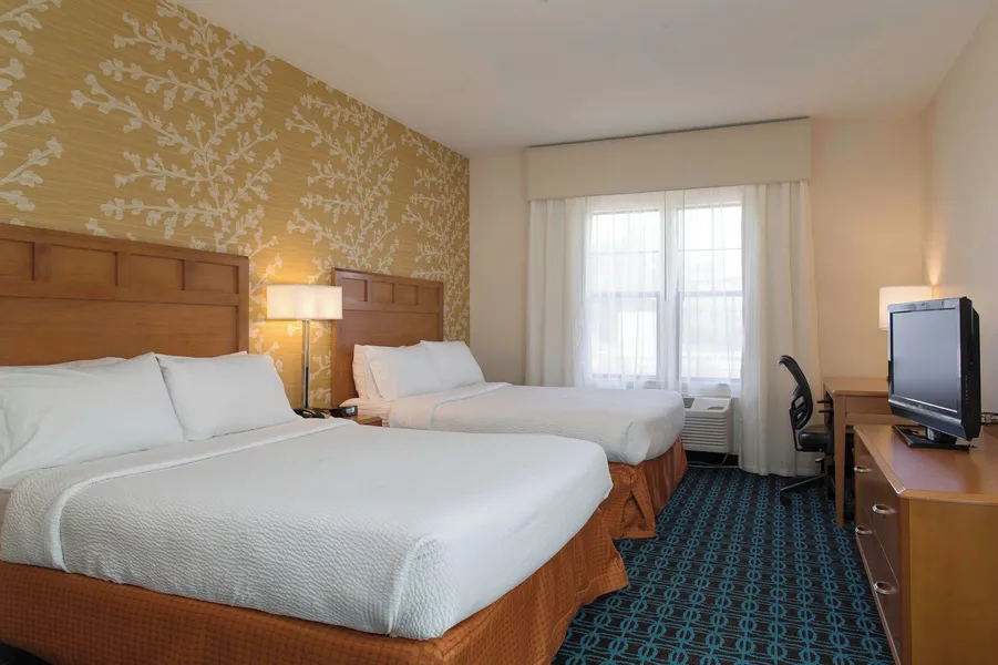 Fairfield Inn & Suites Santa Rosa Sebastopol hotel detail image 6