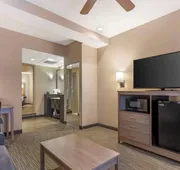 Best Western Plus Landing View Inn & Suites hotel detail image 7