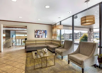 Best Western Plus Landing View Inn & Suites hotel thumbnail 4